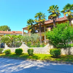 apartments-marko-1377.in-istria.net/